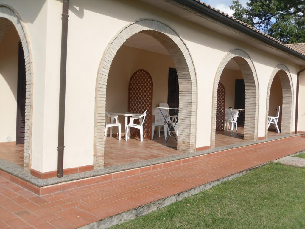 Agriturismo Il Giardino サトゥルニア エクステリア 写真